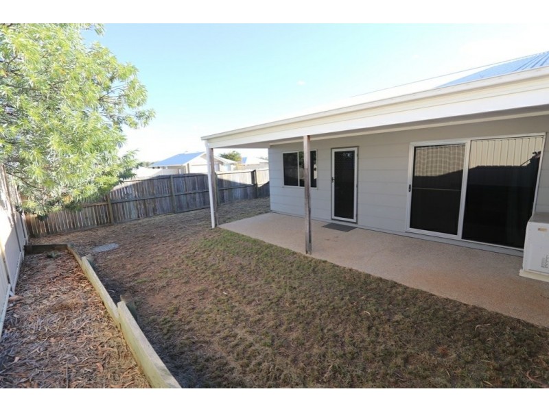 26/8 Hillcrest Street, Emerald QLD 4720