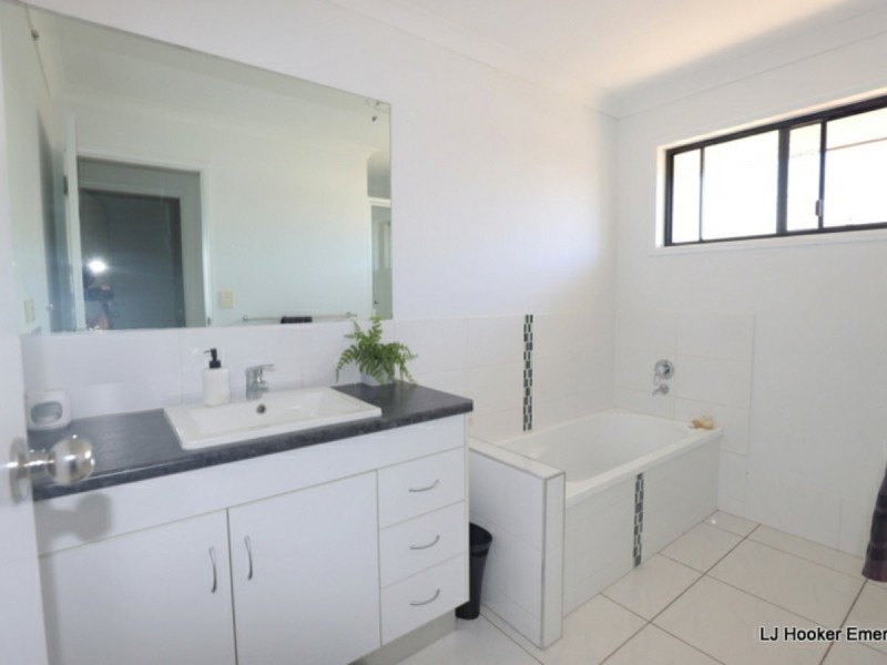 6 Spellman Street, Emerald QLD 4720