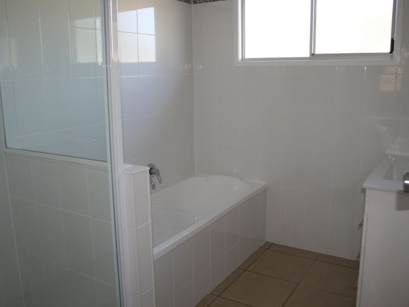 158 Borilla Street, Emerald QLD 4720