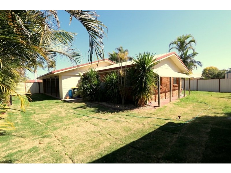 9 Cowan Cr, Emerald QLD 4720
