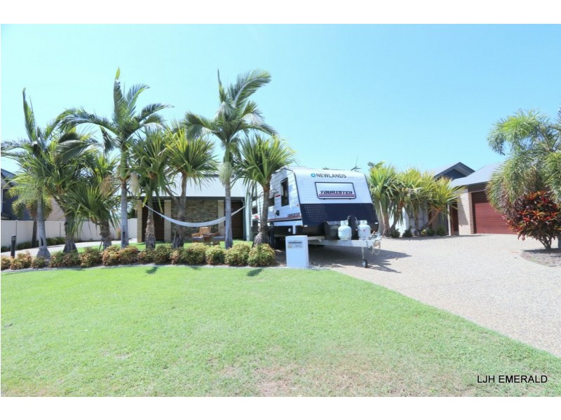 Unit 11/20-24 Mooney Street, Emerald QLD 4720