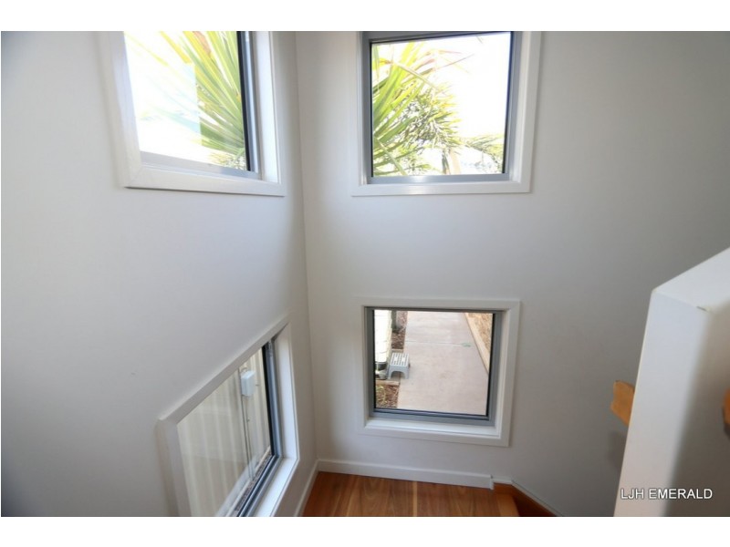 Unit 11/20-24 Mooney Street, Emerald QLD 4720