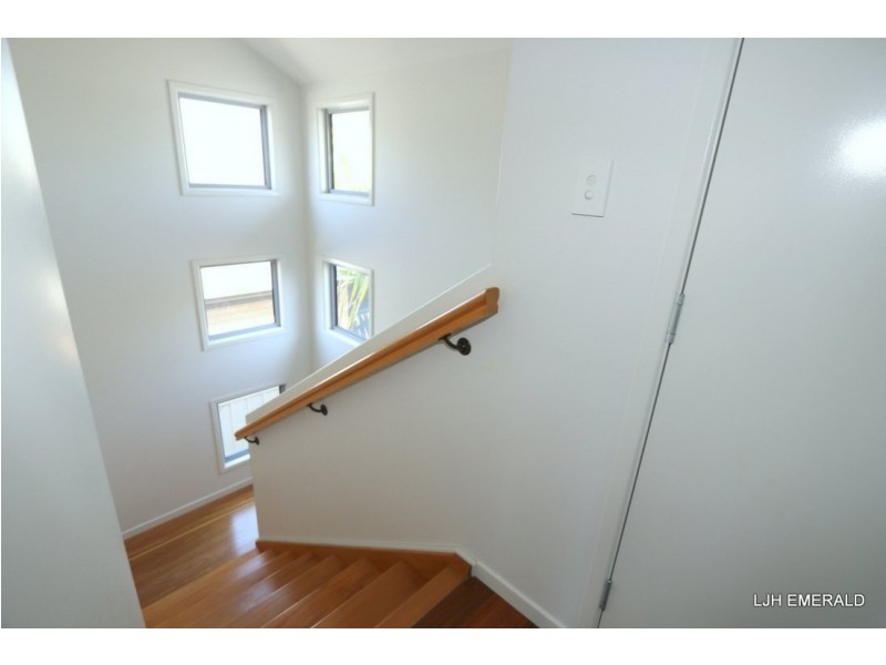 Unit 11/20-24 Mooney Street, Emerald QLD 4720