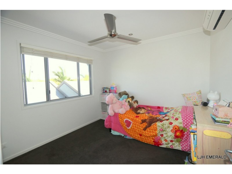 Unit 11/20-24 Mooney Street, Emerald QLD 4720