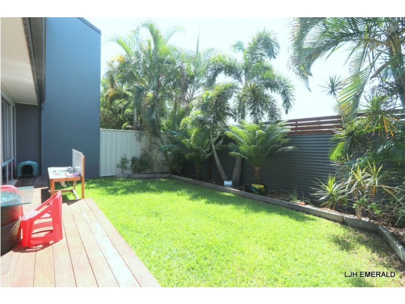 Unit 11/20-24 Mooney Street, Emerald QLD 4720