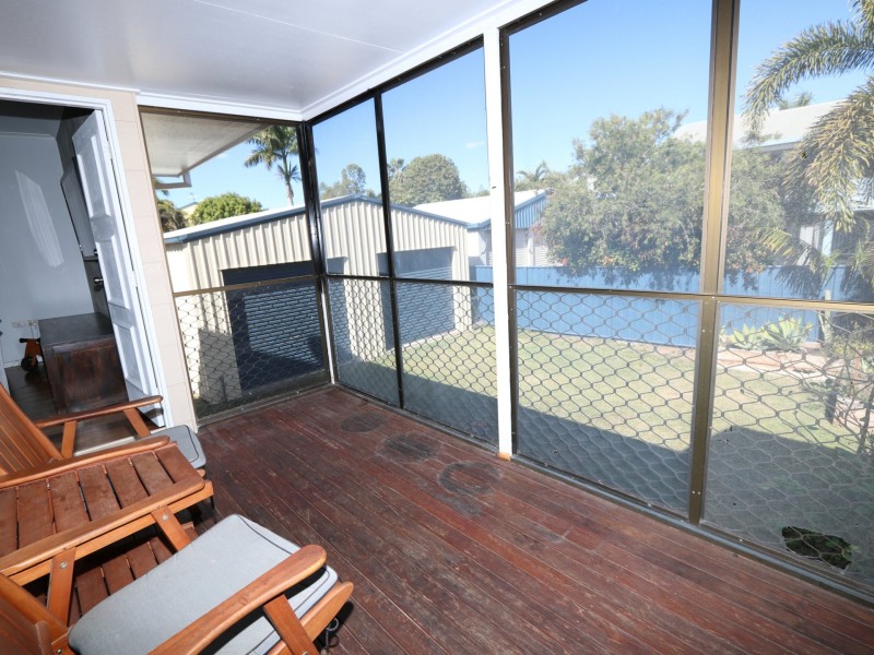 9 Ward Place, Emerald QLD 4720