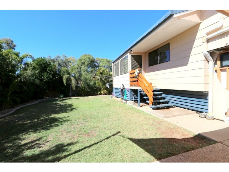 9 Ward Place, Emerald QLD 4720
