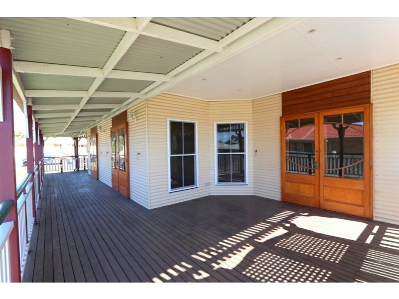 14 Jeppesen Drive, Emerald QLD 4720