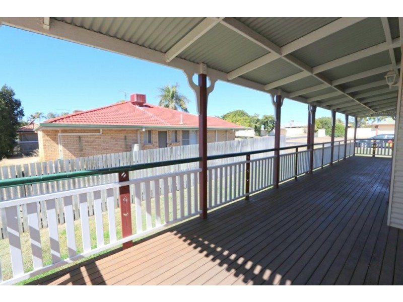 14 Jeppesen Drive, Emerald QLD 4720