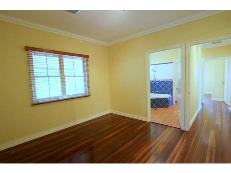 14 Jeppesen Drive, Emerald QLD 4720