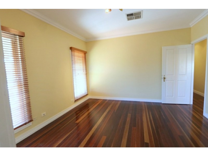 14 Jeppesen Drive, Emerald QLD 4720