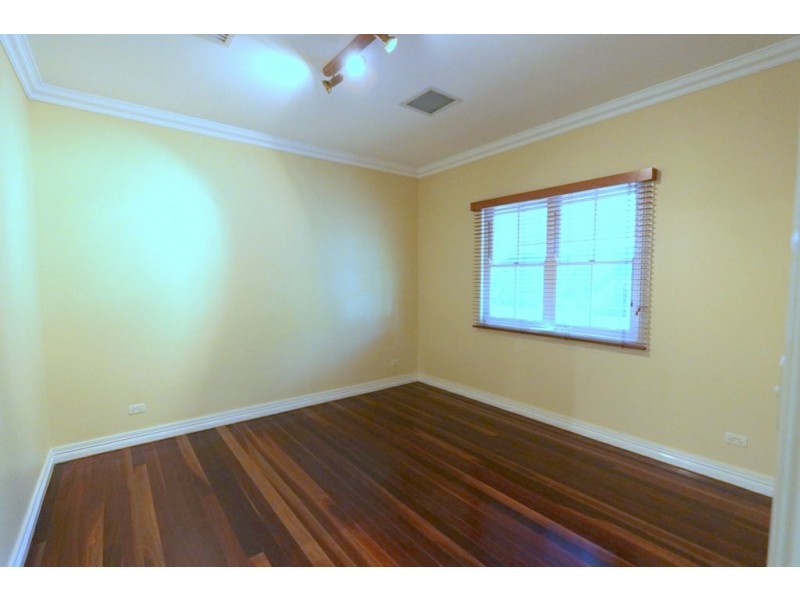 14 Jeppesen Drive, Emerald QLD 4720