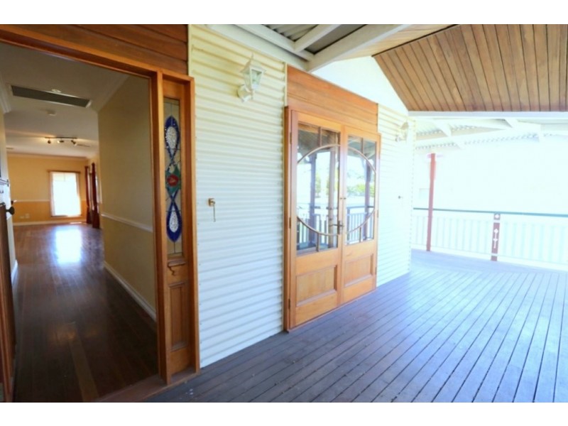 14 Jeppesen Drive, Emerald QLD 4720