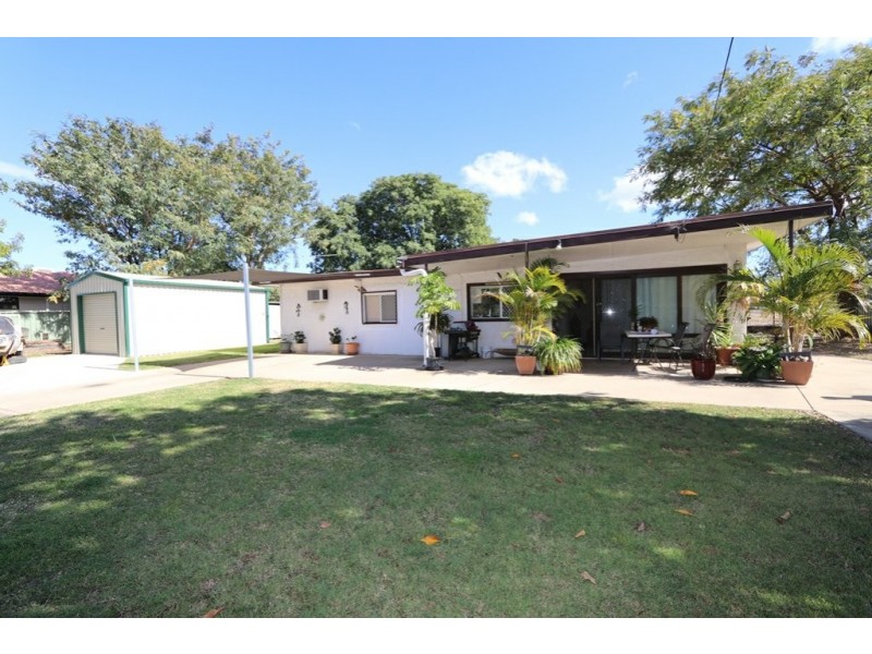 25 Roberts Street, Emerald QLD 4720