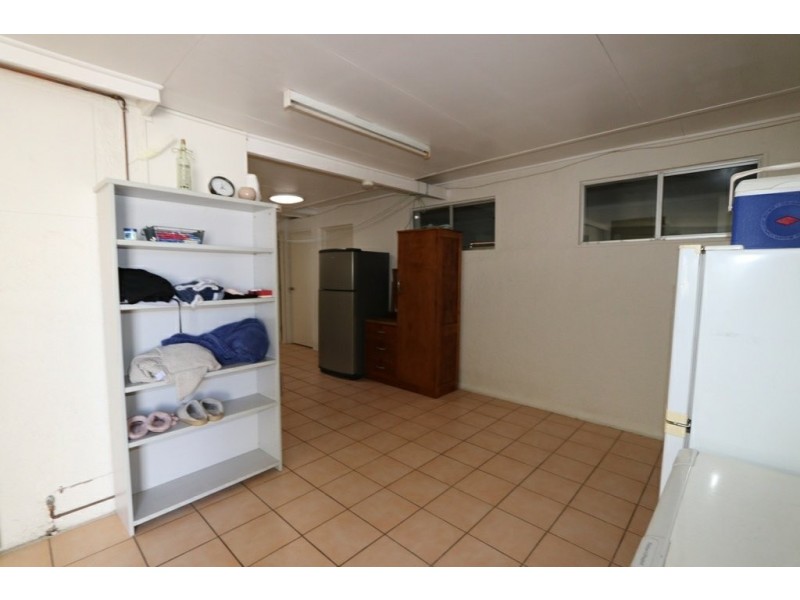 25 Roberts Street, Emerald QLD 4720