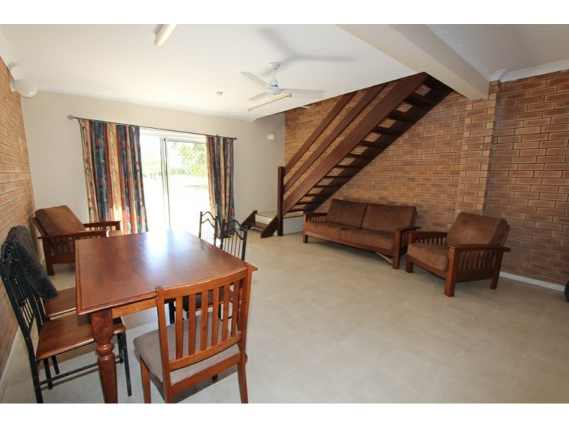 16/145 Egerton Street, Emerald QLD 4720