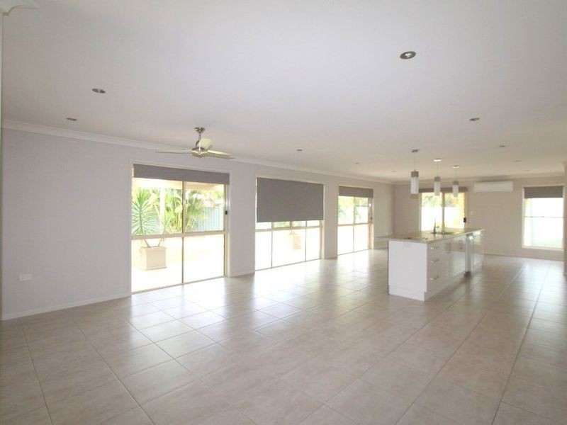 16 Kidd Street, Emerald QLD 4720