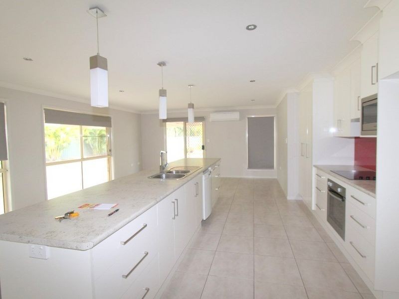 16 Kidd Street, Emerald QLD 4720