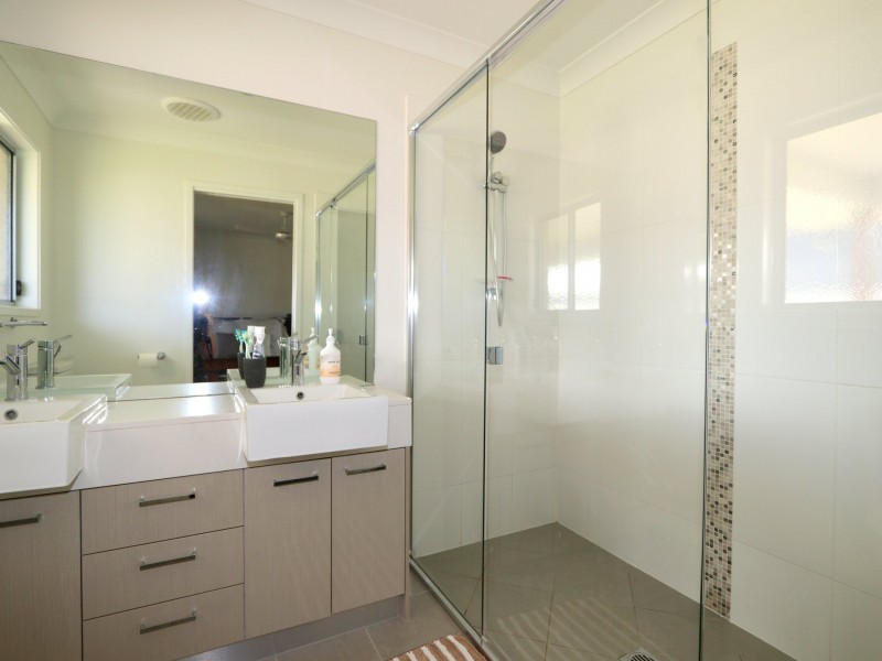 3 Flemington Road, Emerald QLD 4720