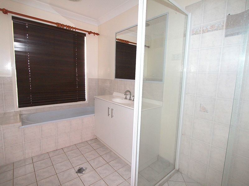 16 Jeppesen, Emerald QLD 4720