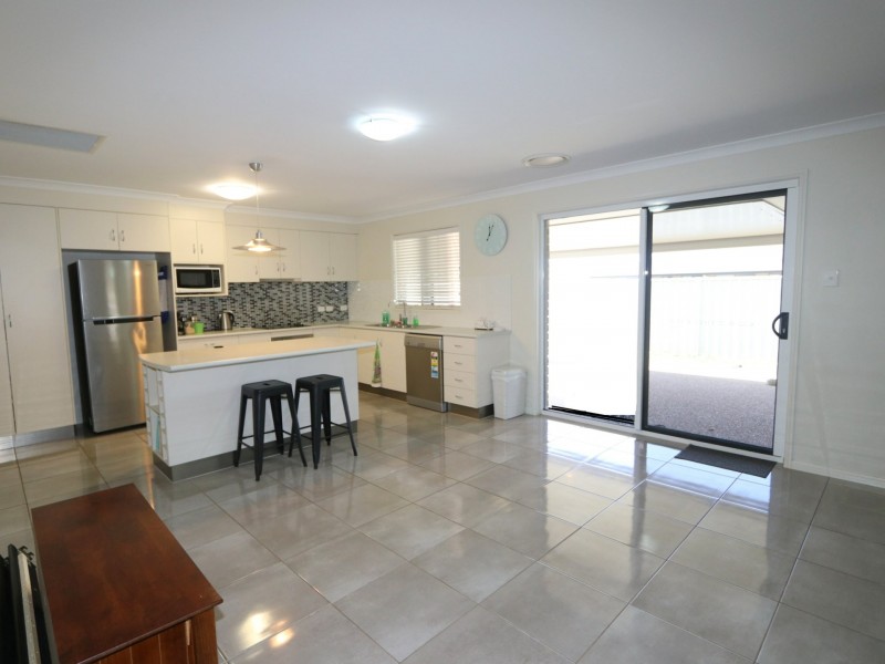 7 Elwick Court, Emerald QLD 4720