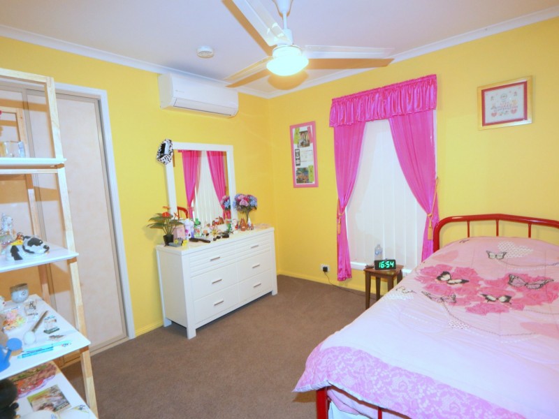 80 Crinum Cr, Emerald QLD 4720