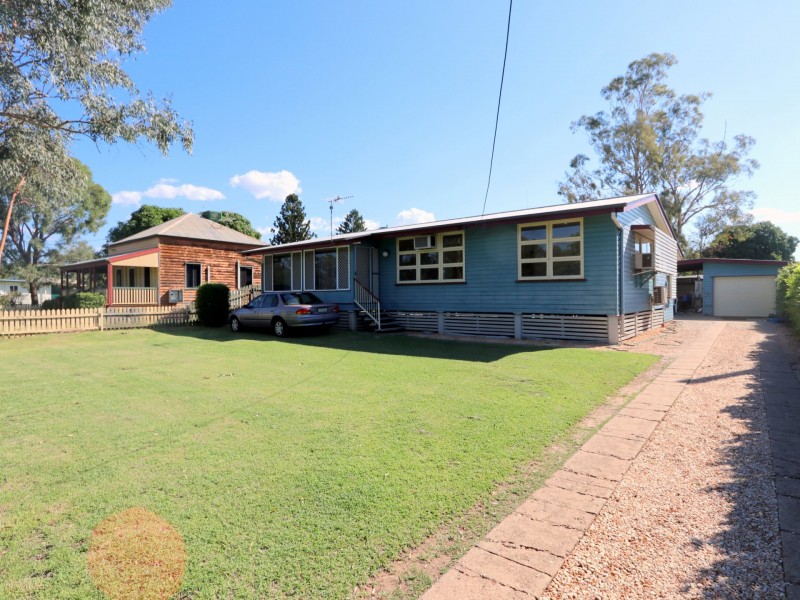 43 Dundas Street, Emerald QLD 4720