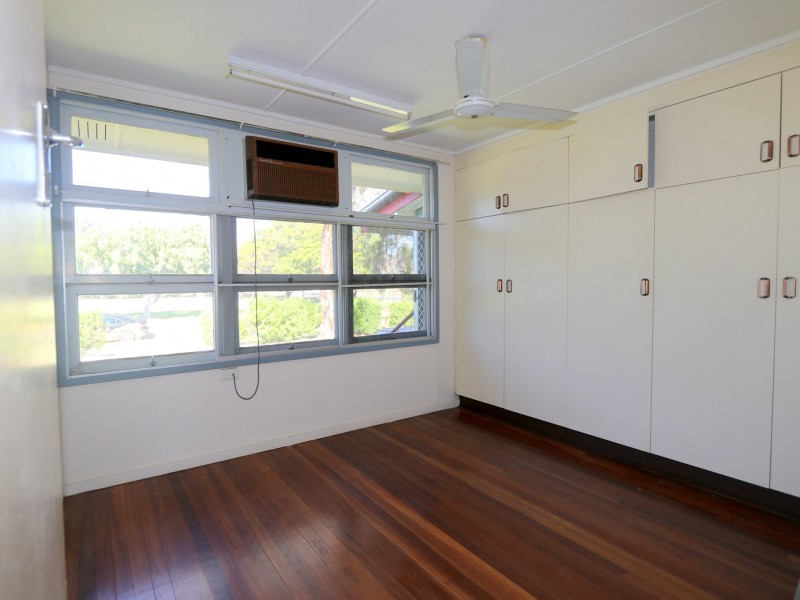 43 Dundas Street, Emerald QLD 4720