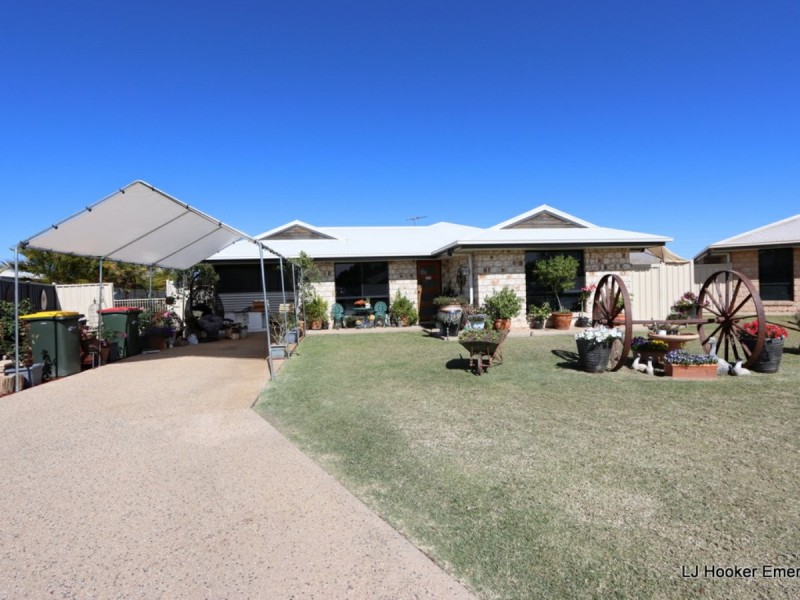3 Highland Court, Emerald QLD 4720