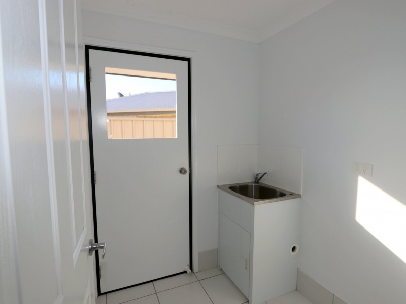 3 Highland Court, Emerald QLD 4720