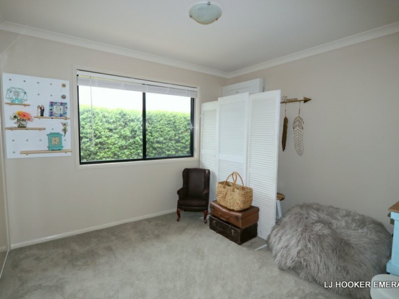 24 Crozier Crescent, Emerald QLD 4720