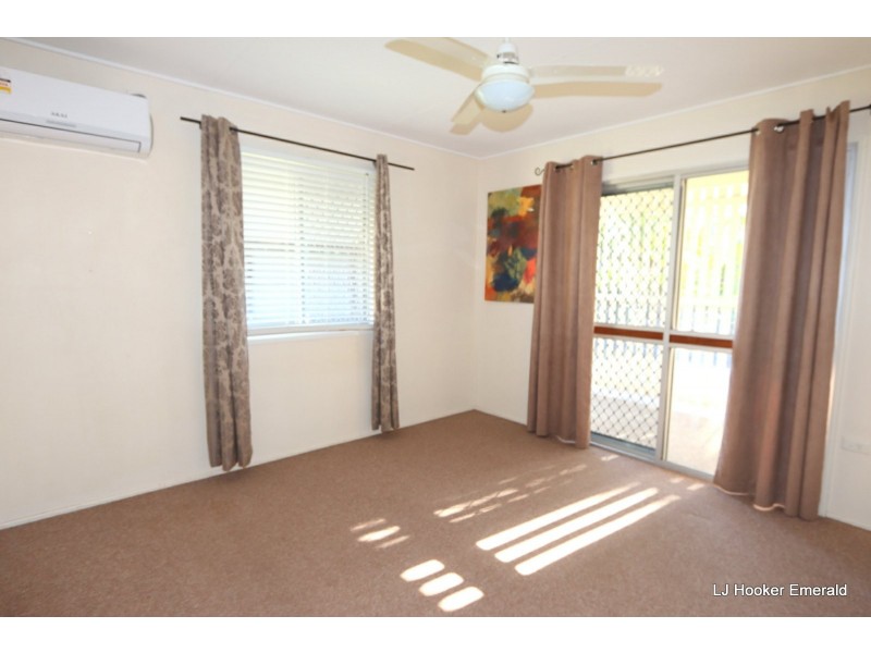 97 Harris St, Emerald QLD 4720