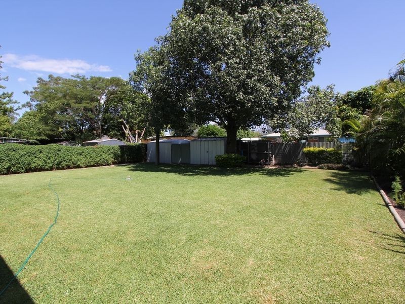 25 Diamond Avenue, Emerald QLD 4720