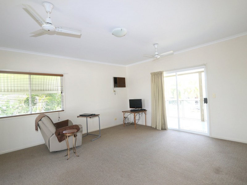 208 Borilla Street, Emerald QLD 4720