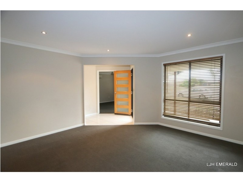 5 Moriarty Street, Emerald QLD 4720