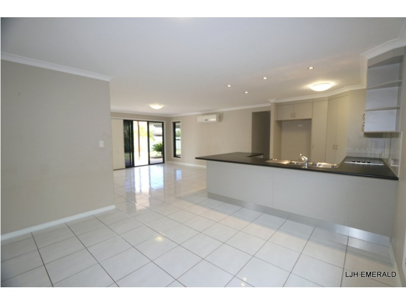 5 Moriarty Street, Emerald QLD 4720