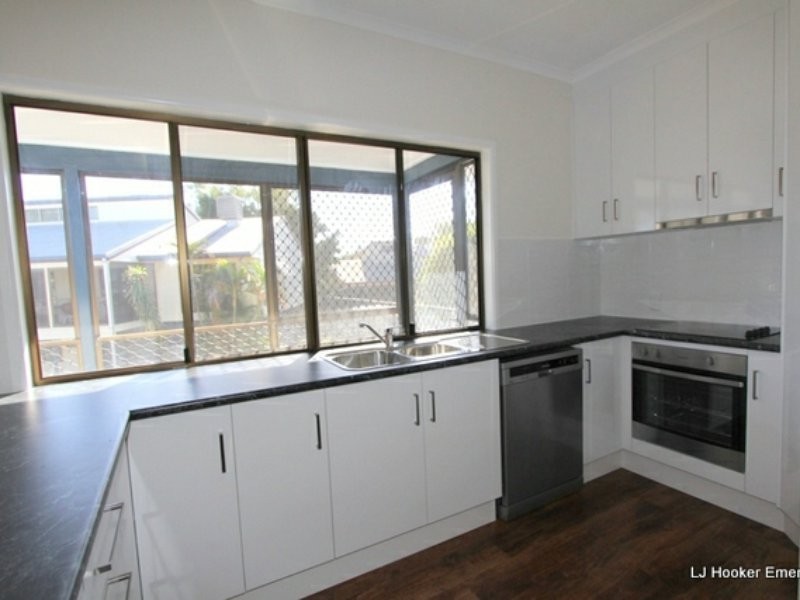 14 Julie Court, Emerald QLD 4720