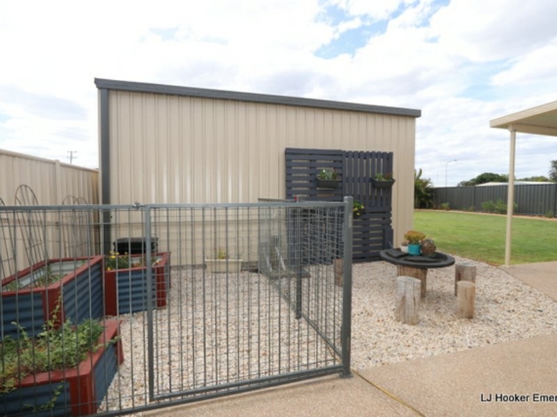 58 Gladstone Street, Emerald QLD 4720