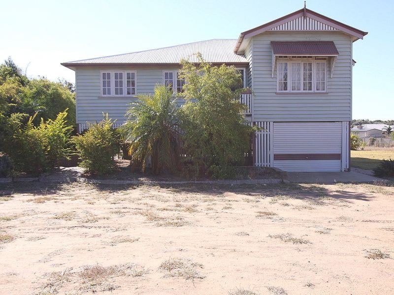 24 Andrews Road, Emerald QLD 4720