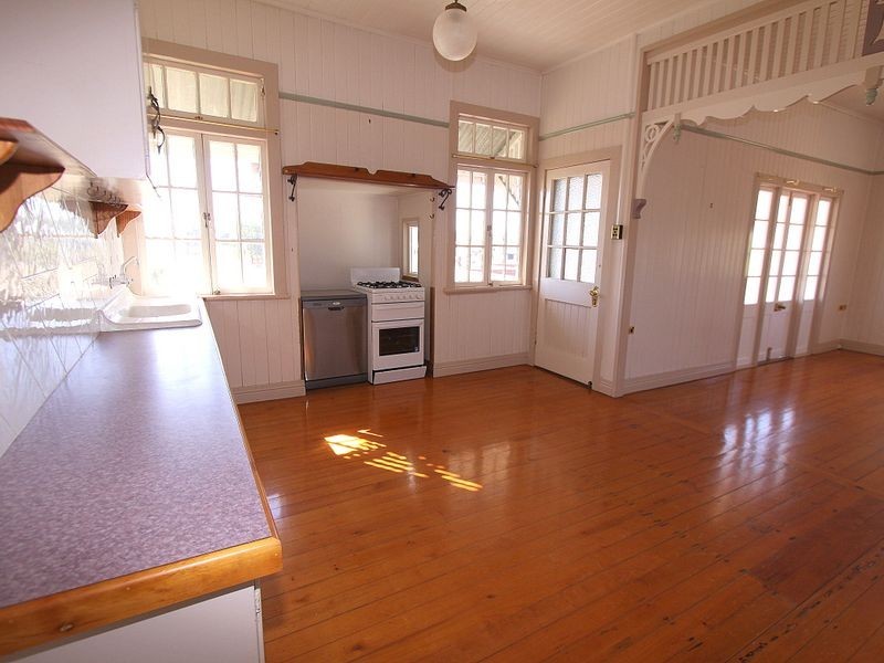 24 Andrews Road, Emerald QLD 4720