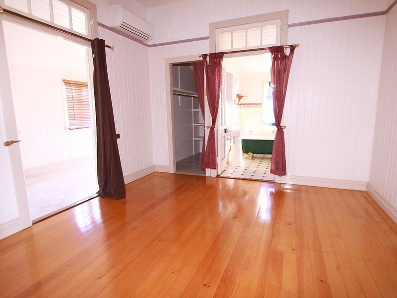 24 Andrews Road, Emerald QLD 4720