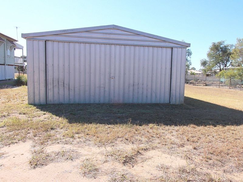 24 Andrews Road, Emerald QLD 4720