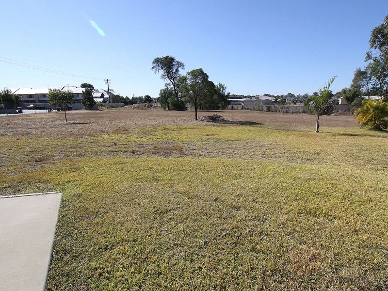 24 Andrews Road, Emerald QLD 4720