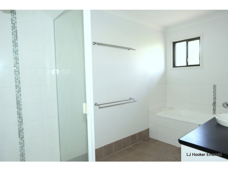 5 Colden Place, Emerald QLD 4720