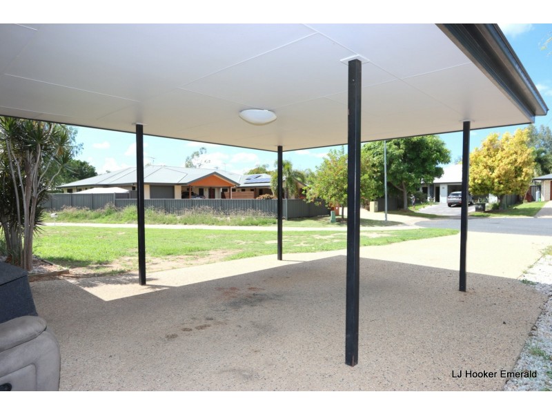 5 Colden Place, Emerald QLD 4720