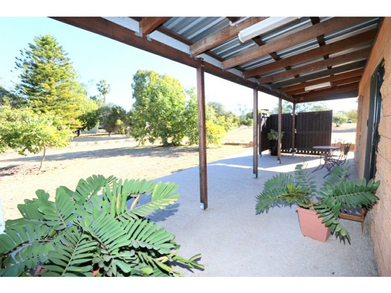 15 Kythera Road, Emerald QLD 4720