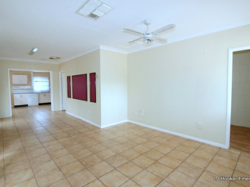 114 Opal Street, Emerald QLD 4720