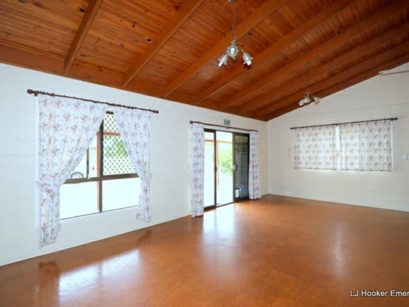 114 Opal Street, Emerald QLD 4720