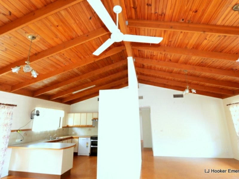 114 Opal Street, Emerald QLD 4720