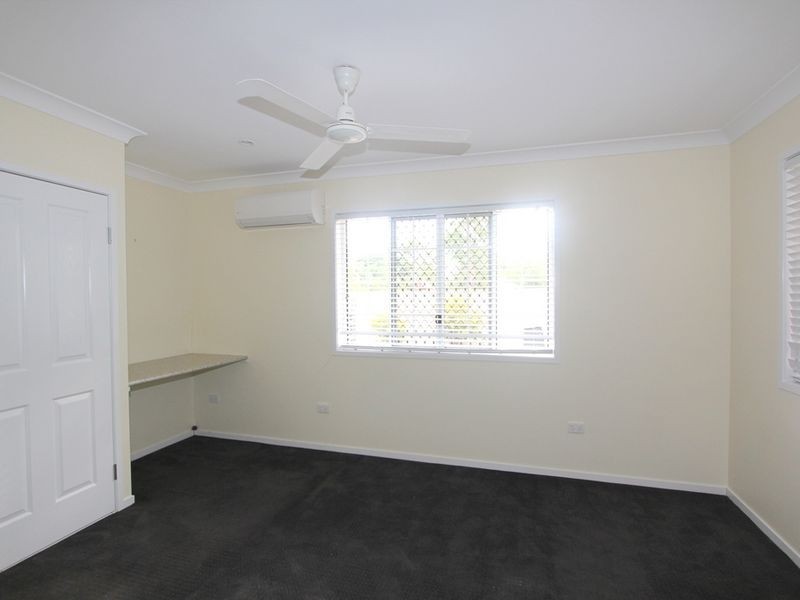 17 Quinn St, Emerald QLD 4720